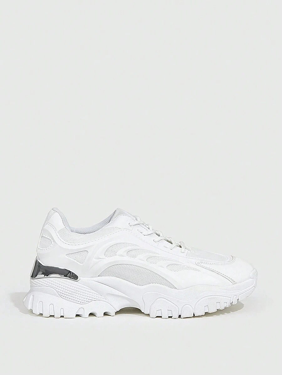 SHEIN X Lucía Bellido Vate Women's Fashionable Sporty Mesh Surface White Lace Up Chunky Sneakers For Summer Sports Casual Back To School Spring Shoes