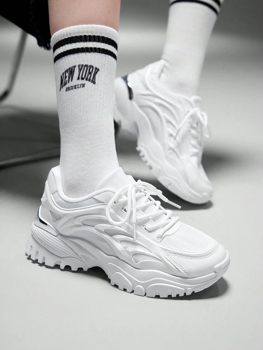 SHEIN X Lucía Bellido Vate Women's Fashionable Sporty Mesh Surface White Lace Up Chunky Sneakers For Summer Sports Casual Back To School Spring Shoes