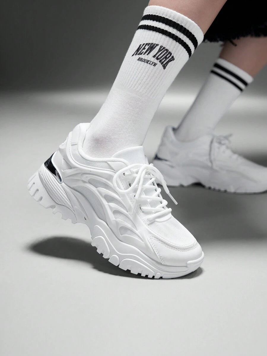 SHEIN X Lucía Bellido Vate Women's Fashionable Sporty Mesh Surface White Lace Up Chunky Sneakers For Summer Sports Casual Back To School Spring Shoes