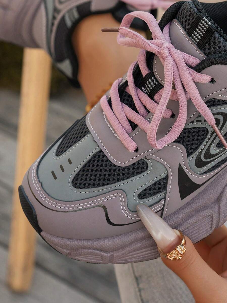 Sodalemon New Women's Casual Sports Shoes Preppy Style Chunky Sneakers Shoes White Sneakers Couple Style Round Toe Lace-Up Mesh Dual-Tone Breathable Versatile Deep Cut Fashion Print Graffiti College Style Student Shoes Outdoor Hiking Casual Shoes Commuter