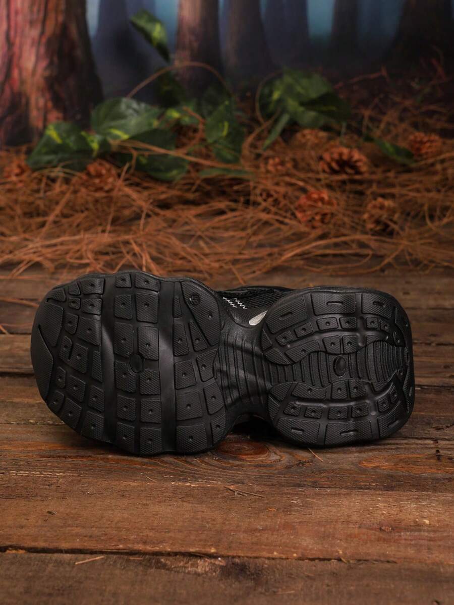 Sodalemon New Women's Casual Sports Shoes Preppy Style Chunky Sneakers Shoes White Sneakers Couple Style Round Toe Lace-Up Mesh Dual-Tone Breathable Versatile Deep Cut Fashion Print Graffiti College Style Student Shoes Outdoor Hiking Casual Shoes Commuter