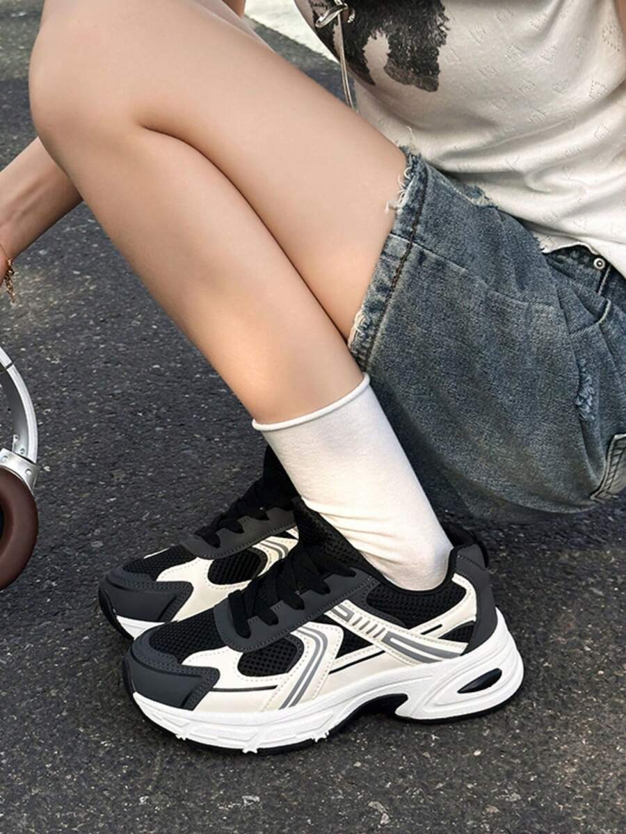 Sodalemon New Women's Casual Sports Shoes Preppy Style Chunky Sneakers Shoes White Sneakers Couple Style Round Toe Lace-Up Mesh Dual-Tone Breathable Versatile Deep Cut Fashion Print Graffiti College Style Student Shoes Outdoor Hiking Casual Shoes Commuter