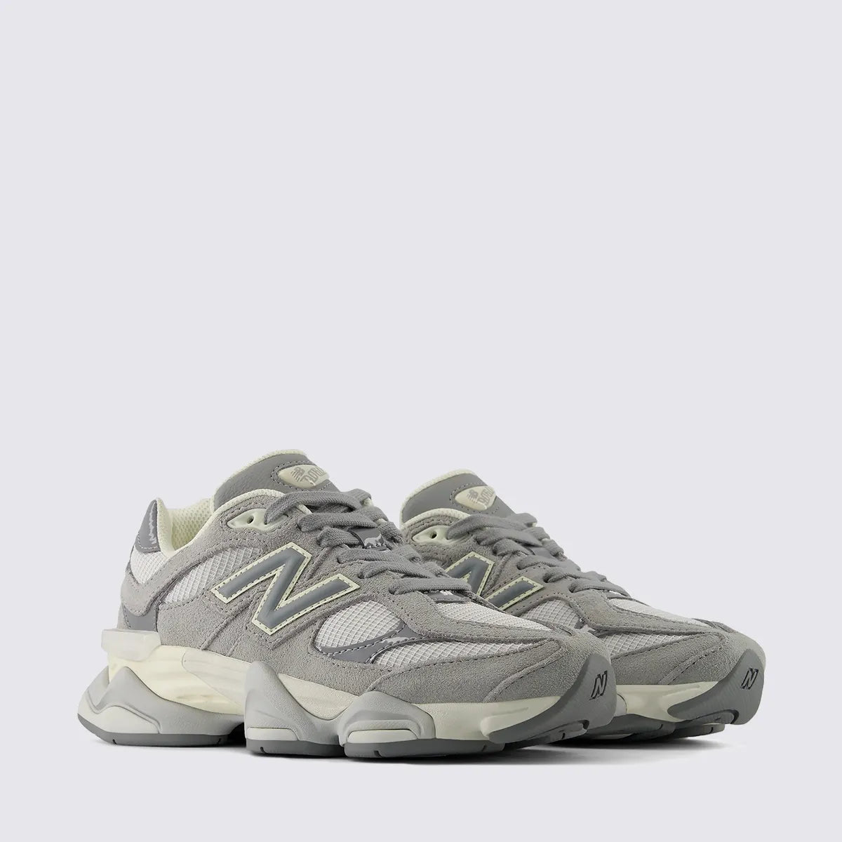 Compre 1 e Leve 2 - New Balance 9060